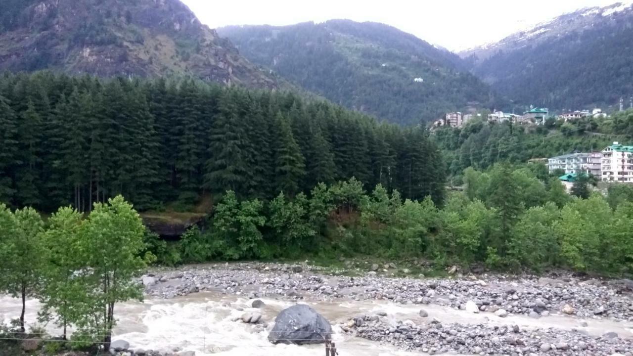 Le Grand Manali - The River Facing Hotel Eksteriør billede